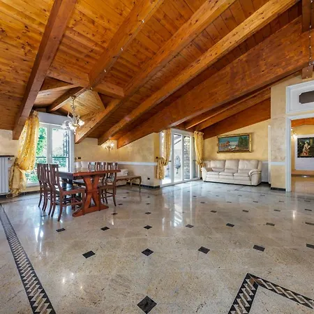 公寓 Casa Da Maestosa *